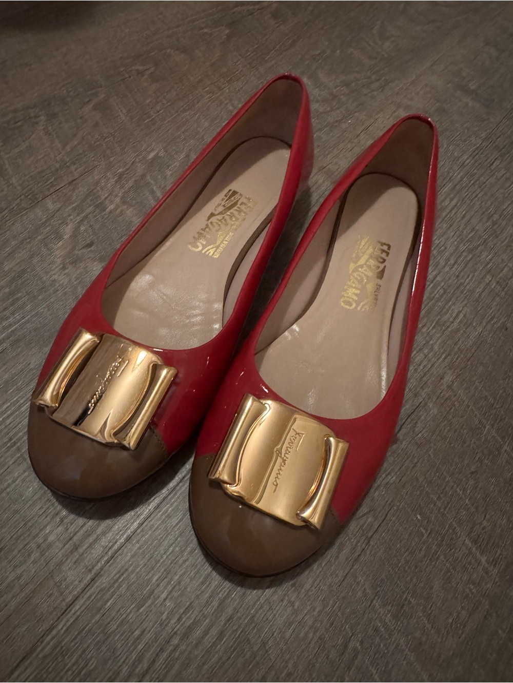 Salvatore Ferragamo Pink and Beige Patent Vara Bow Flats with Gold Plaque